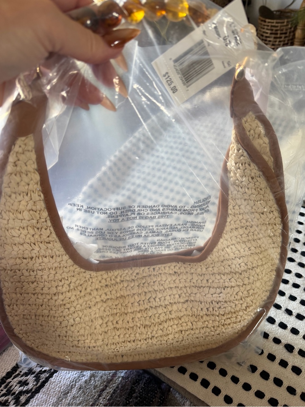 l*space Straw Hobo Bag with Amber Bead Handle and Tan Trim - Picture 3 of 4
